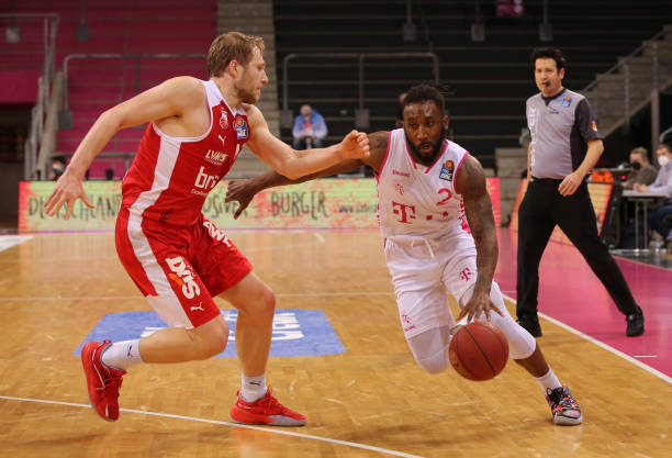 球迷带来了 球迷带来了