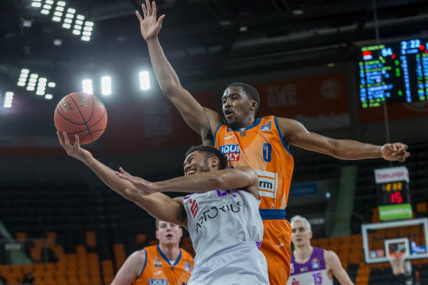 他的一个精 他的一个精