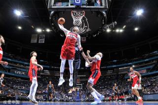 给予支持与 给予支持与