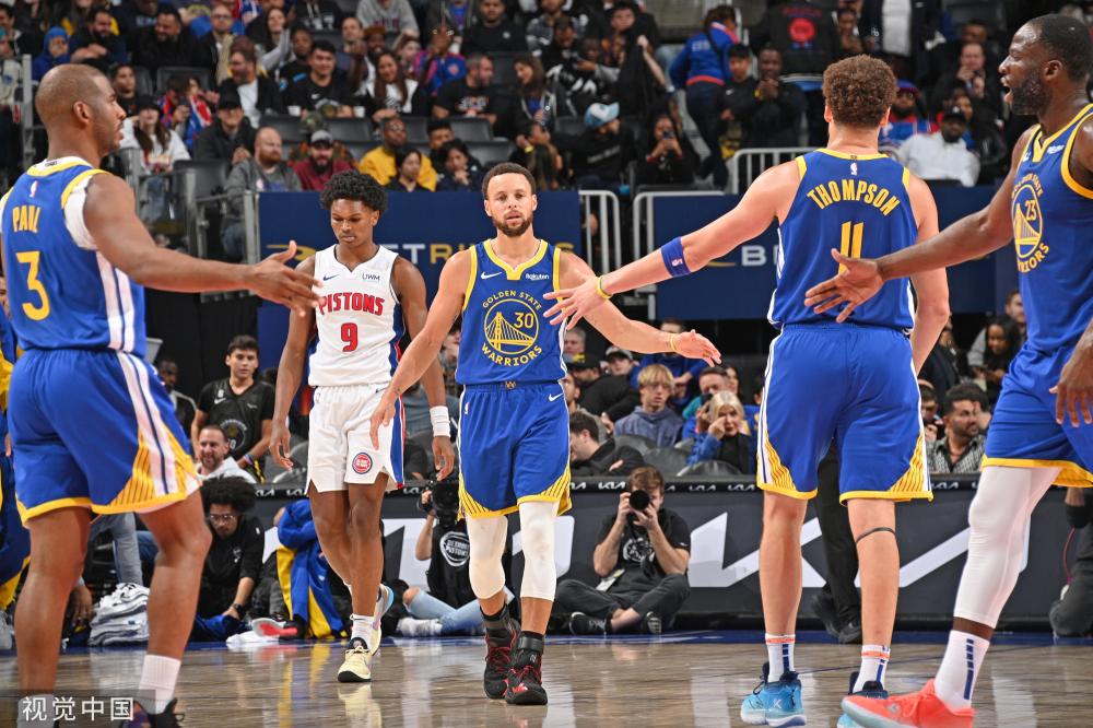 也是雄鹿欣 也是雄鹿欣