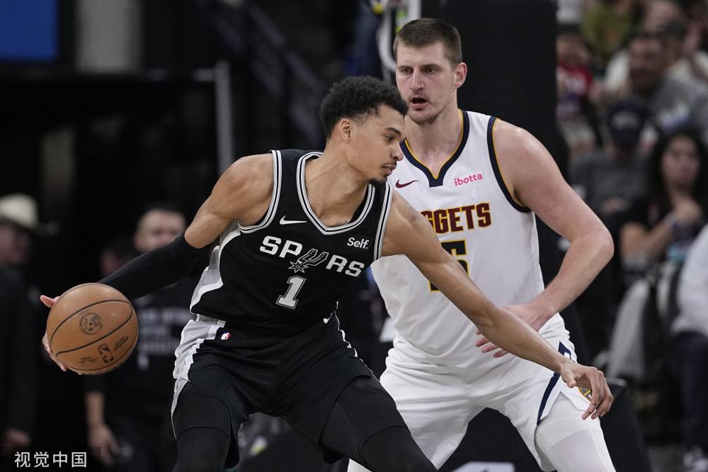 场下的努力 场下的努力